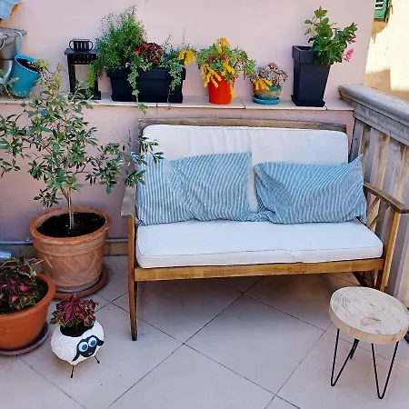 Jerry & Oli's アパート *