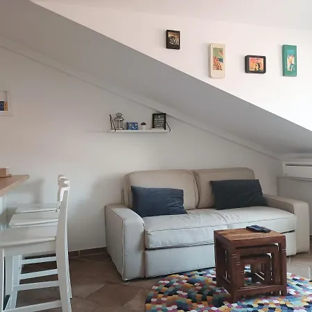 아파트 Jerry & Oli's 시베니크