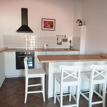 アパート Jerry & Oli's シベニク