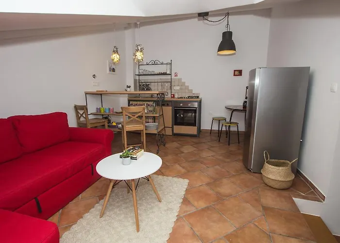 杰里奥利公寓 希贝尼克